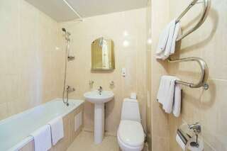 Гостиница Спортивная Симферополь 2-местный номер стандарт-2