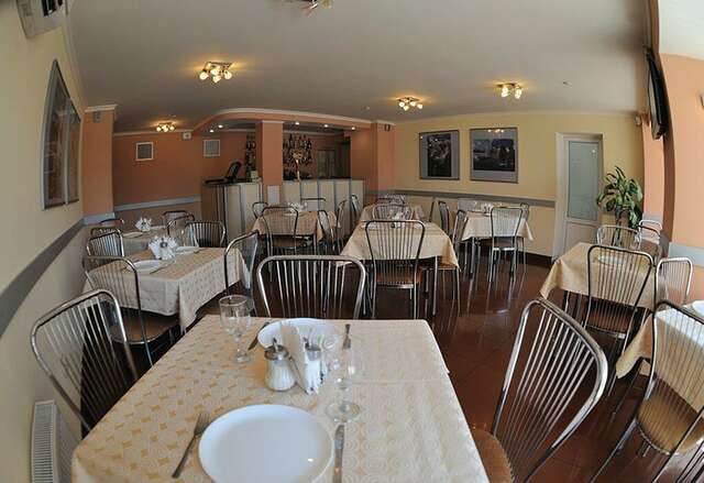 Гостиница Спортивная Симферополь-105